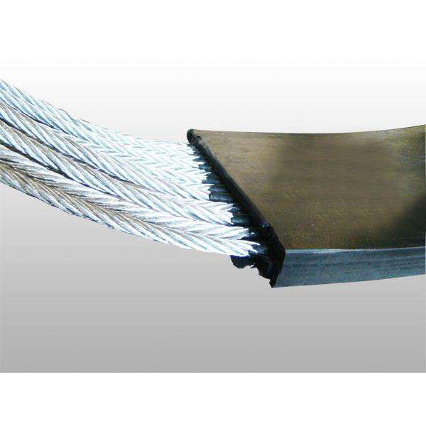 Flame Resistant Steel Cord Conveyor Belt With High Tensile Strength